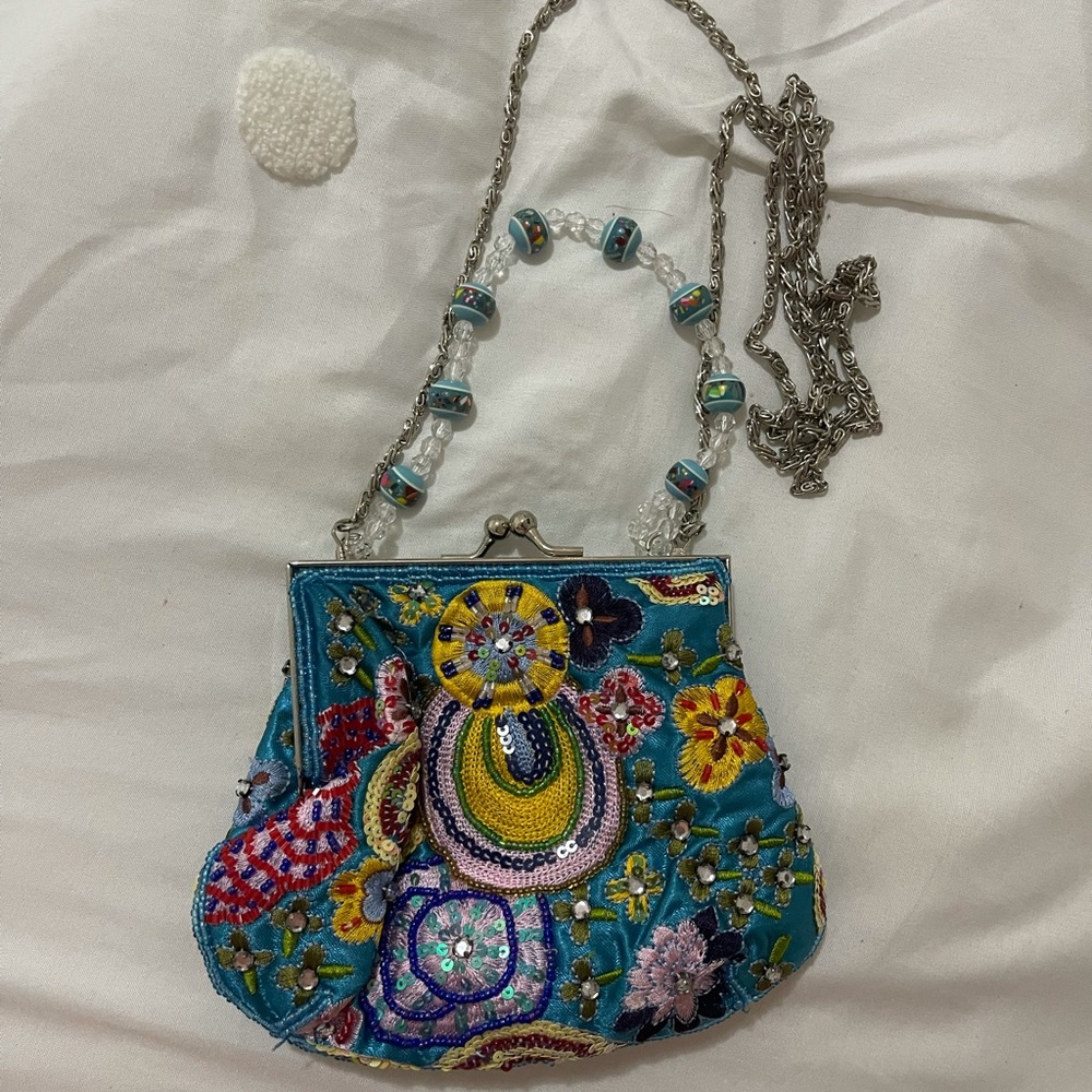 Blue clutches